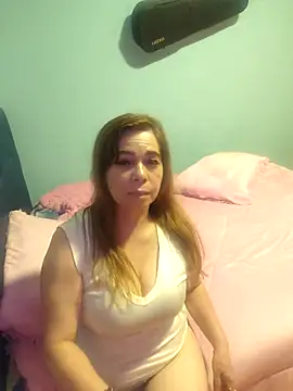 rubiii1972 online show from March 2, 6:14 am