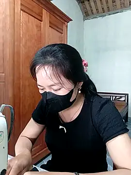 millkon online show from March 9, 2:26 am