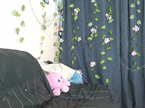 powderblu69 online show from March 27, 9:26 pm