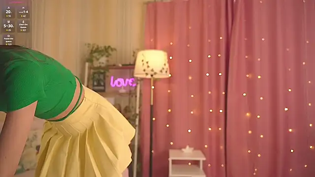 starfromsky online show from April 12, 12:52 pm