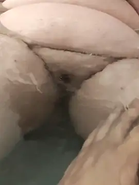 TwilledOverbite online show from April 12, 7:16 pm