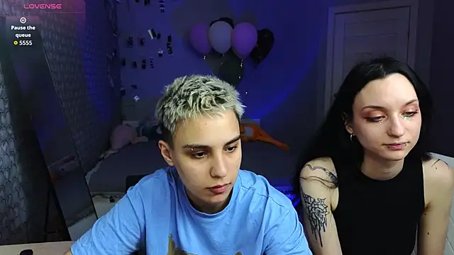 LuxuryLoverss online show from April 3, 1:42 pm