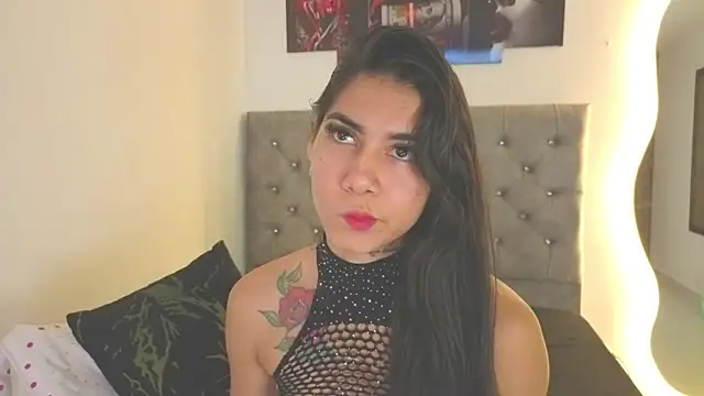 Pamela23x online show from April 16, 12:11 am