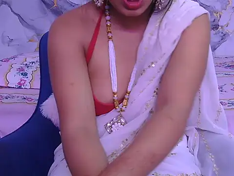 Aayesha-queen online show from February 26, 9:52 am