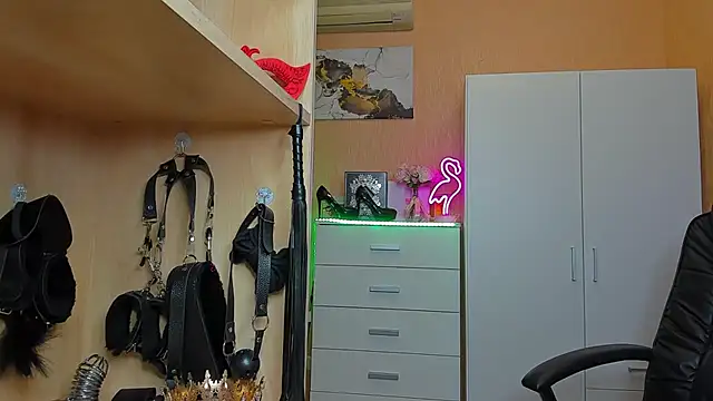 KristiTopxx online show from November 18, 9:49 pm