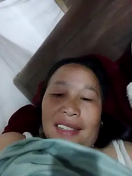 heesuu11 online show from March 5, 9:54 pm