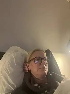 Amelie BlondeXX online show from March 8, 6:12 pm