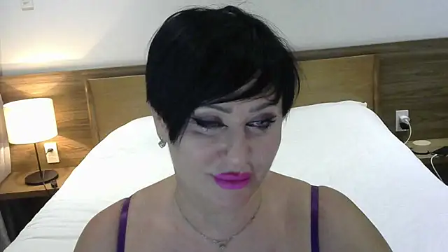Kleotempt online show from June 2, 6:42 pm
