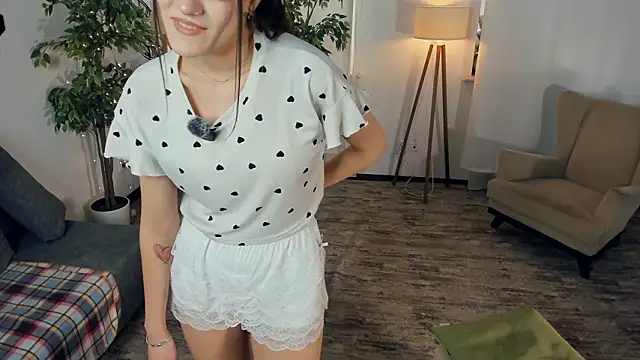 SammieMir online show from March 6, 9:48 am