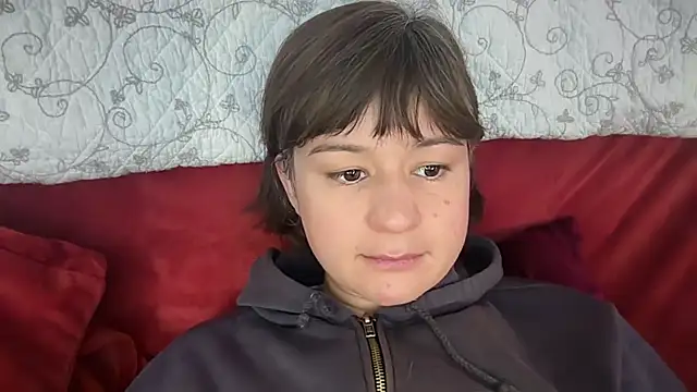 Elena is online show from June 13, 9:56 pm