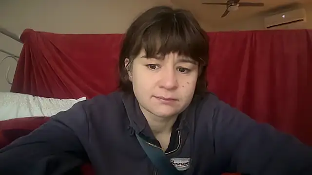 Elena is online show from June 7, 2:18 am
