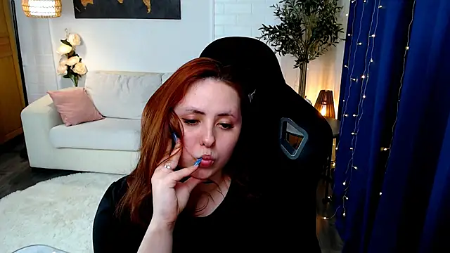 Hennessy bunny online show from April 16, 8:08 pm