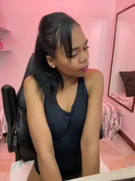 camila avila online show from April 10, 6:30 am