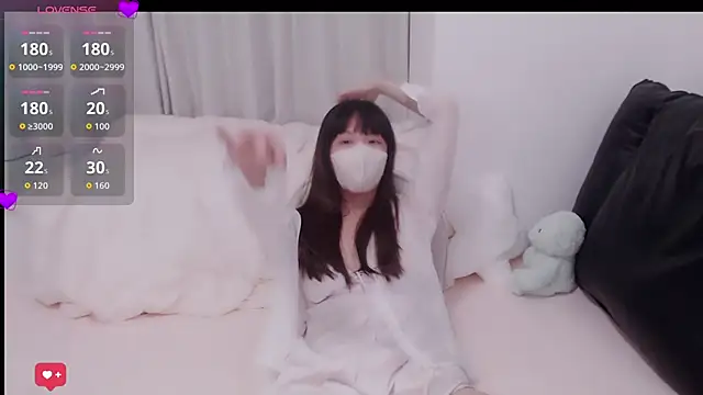 AiIris1 online show from April 16, 12:27 pm