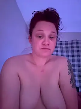 Averyleig online show from March 14, 11:00 am