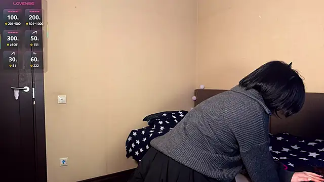 MidnightSophia online show from February 26, 8:52 pm