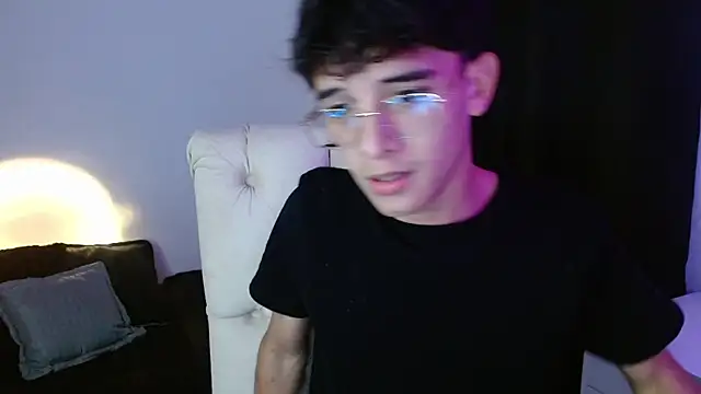noah millerx online show from July 2, 10:16 pm