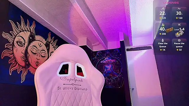 softnicol  online show from April 8, 10:34 pm