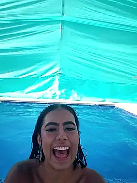 SAMY AND ARI online show from March 4, 8:37 pm