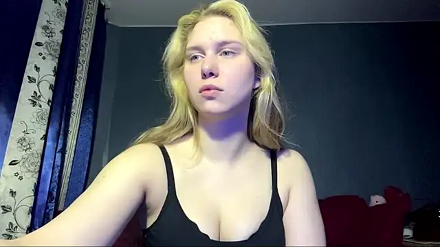 ShariLappas online show from April 4, 7:23 pm