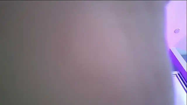 Cute Auggie8 online show from March 29, 10:25 am