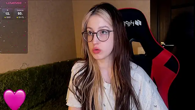 caramel 55 online show from March 20, 8:25 pm