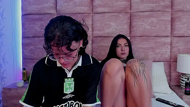 CaliferAndAurora online show from April 15, 4:02 am