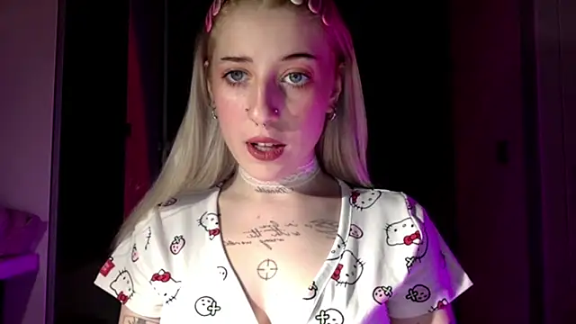 EmmyWet online show from April 1, 7:44 pm