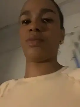 FlorSalvaje  online show from April 30, 12:16 am