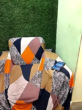 Tinaa baby online show from April 25, 2:58 pm