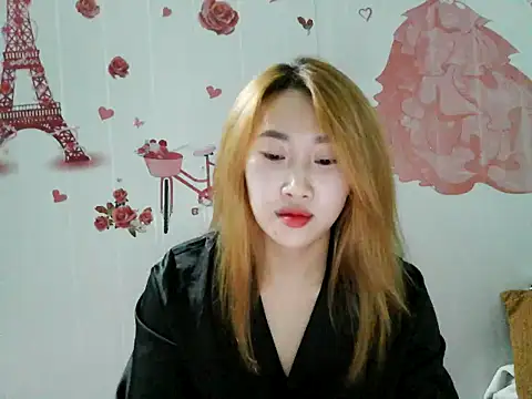 Ellie8386 online show from March 15, 3:36 pm