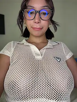 Im Danna  online show from March 18, 11:10 pm