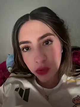 AkiraKuro7 online show from April 8, 8:22 pm