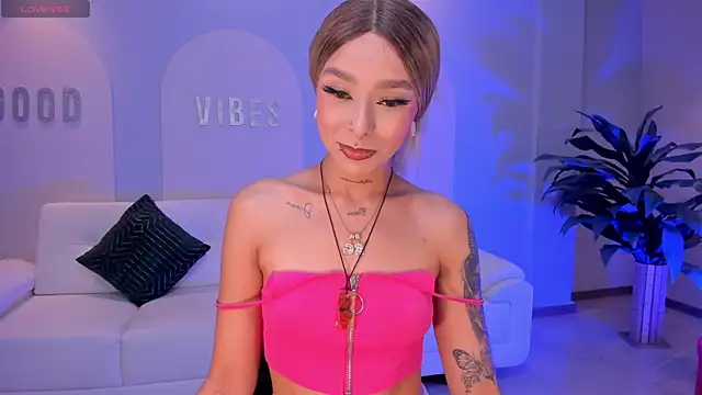 ClaireDawsonX online show from March 27, 3:08 am