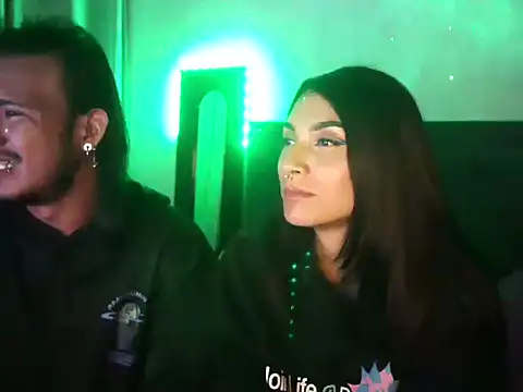 JadeYJacob online show from March 20, 5:12 am