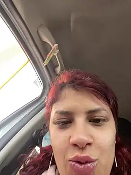 MommySexxy23 online show from April 29, 5:43 am