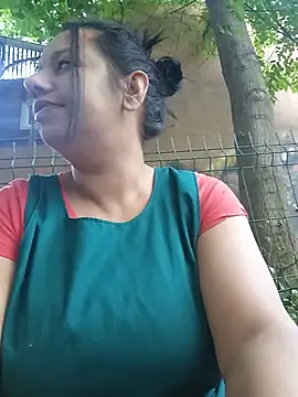 roxana e43 online show from July 7, 4:37 am