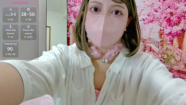 an-chanel online show from March 22, 11:27 am