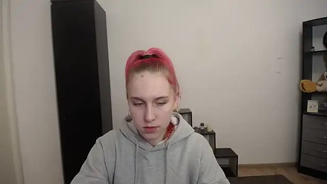 Scarlett lil online show from March 25, 8:50 am