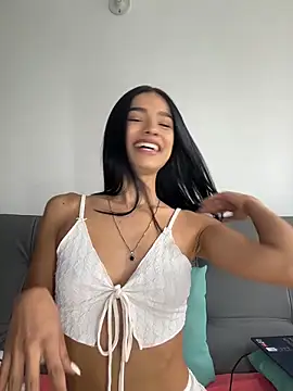 Bella Smithe online show from June 2, 4:19 pm