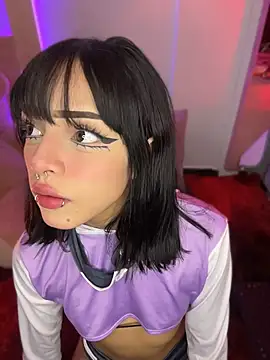 Taylor  0 online show from April 17, 1:02 pm