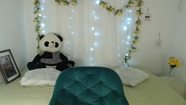 Alissonblue 5 online show from March 30, 10:15 am