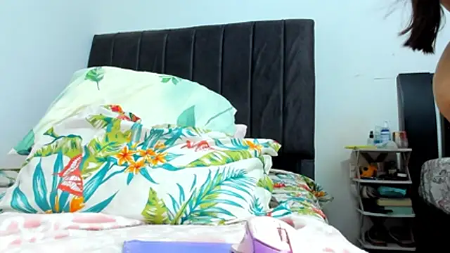 dalia 1 online show from July 9, 1:19 am