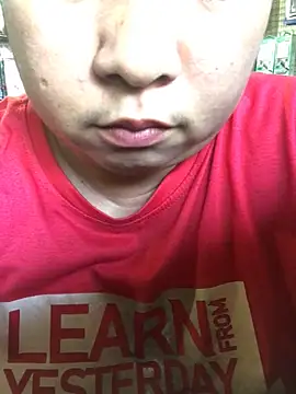 elaine19 online show from May 4, 7:34 am