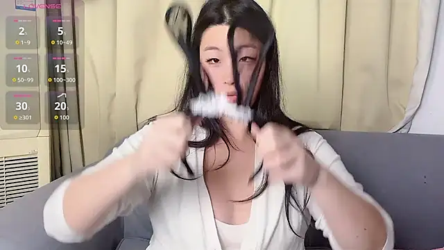 Tavie1744 online show from April 2, 11:24 pm