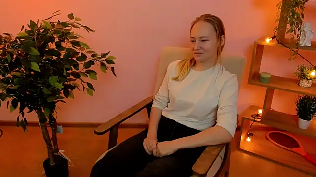 ArmidaIgler online show from March 4, 5:03 am