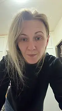 Secret Ladyx online show from April 15, 9:43 am