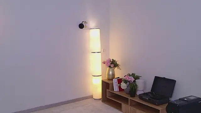 I m Regina online show from March 20, 6:07 am