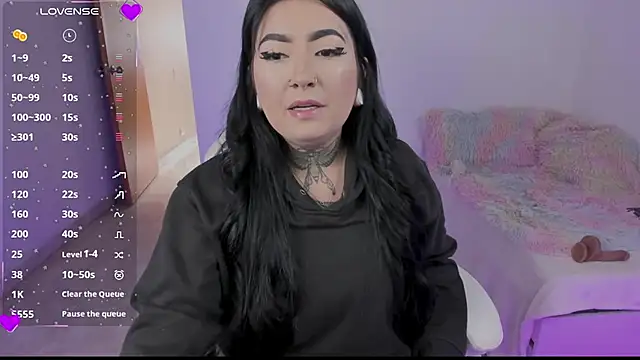 heeyy kitty online show from June 4, 4:22 pm