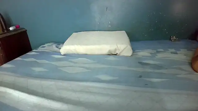 KendraBoss online show from April 3, 4:21 am